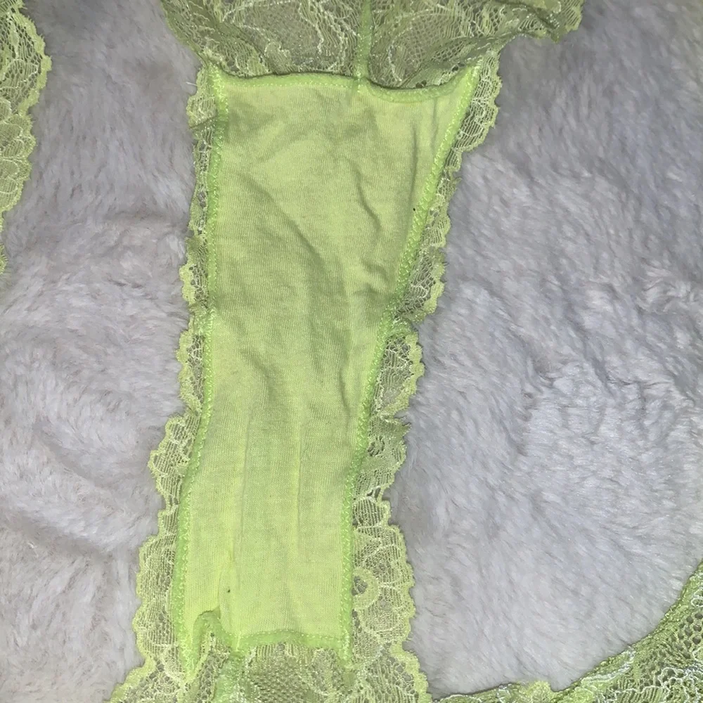 Size 4X / 26/28 Cacique Cheeky lace neon panty - Picture 5 of 5